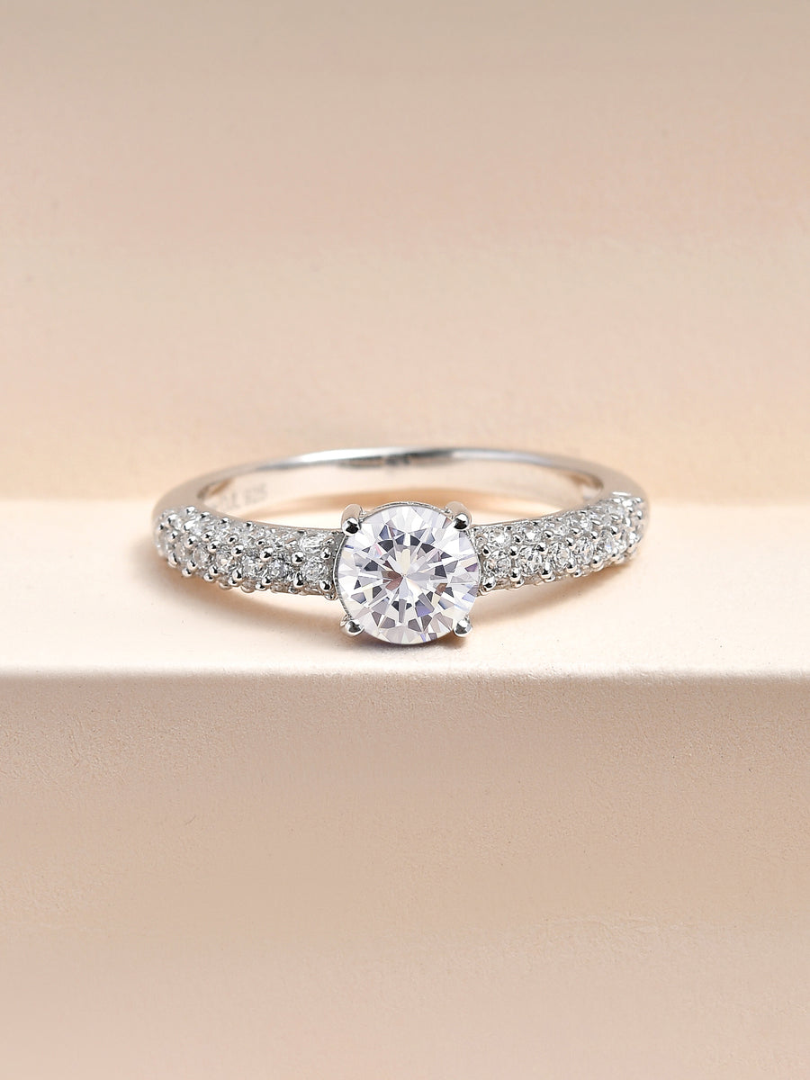 Ever So Sparkly 1 Carat Solitaire Ring In 925 Silver