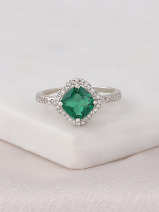 Ornate Emerald Green Flower Design Silver Ring for Women