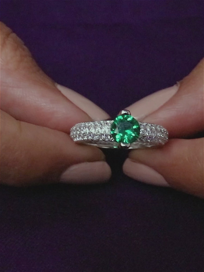 Solitaire Ornate Green Emerald Silver Ring For Women-4