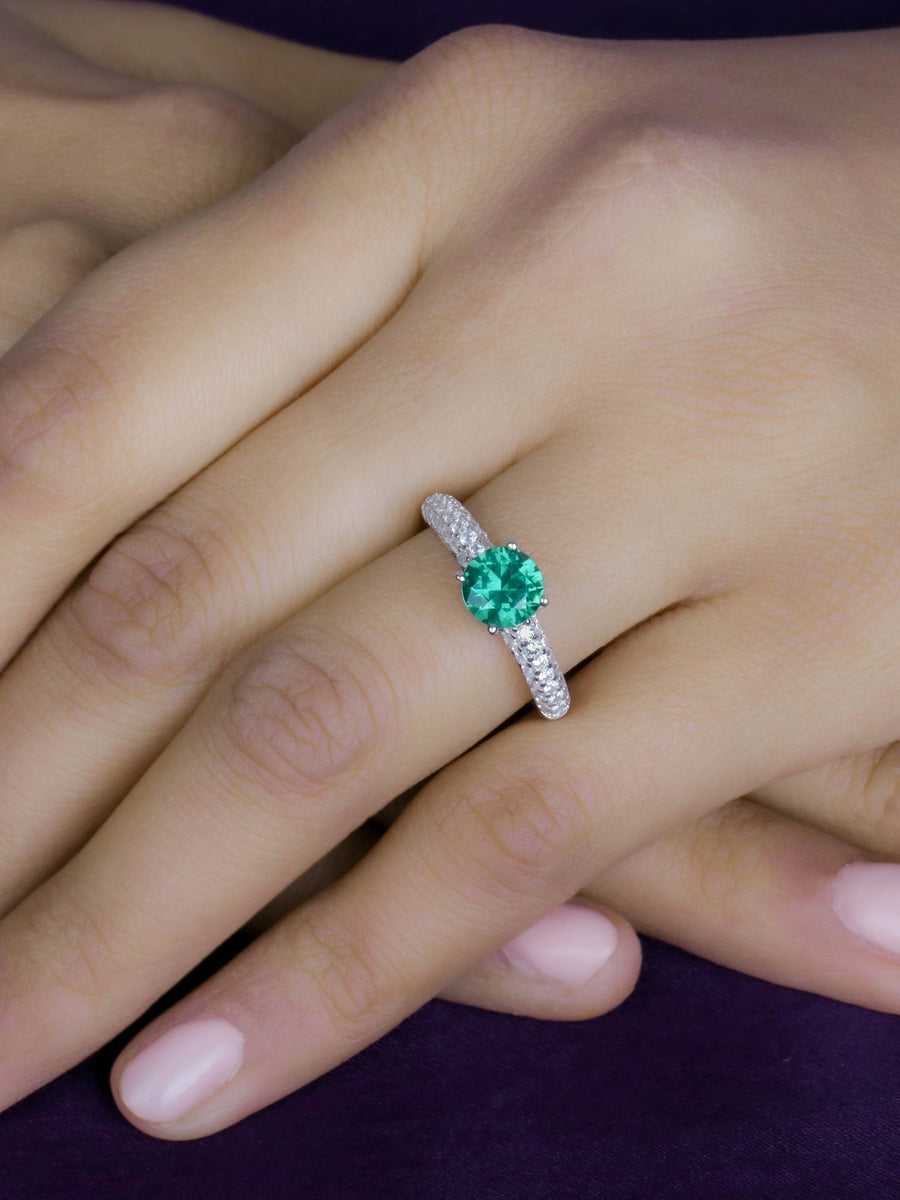 Sparkly Green Emerald Ring