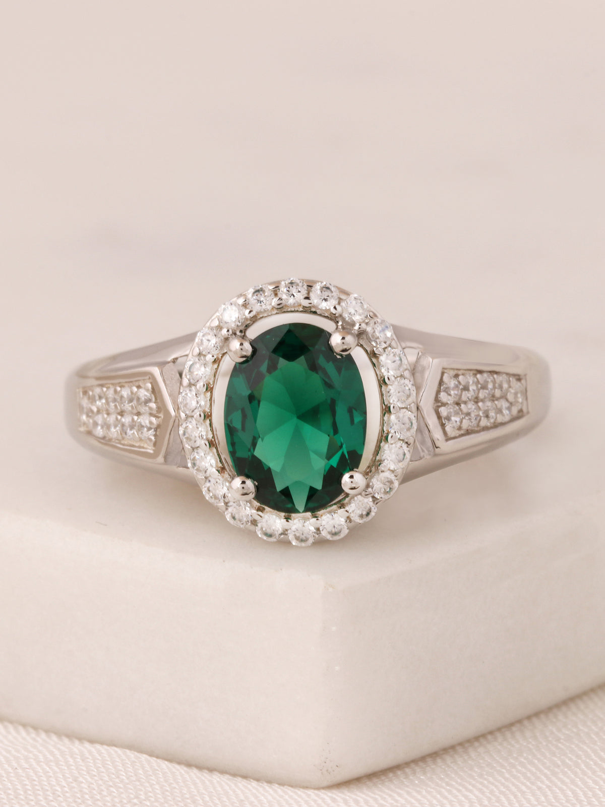 EMERALD HUES HALO RING FOR WOMEN