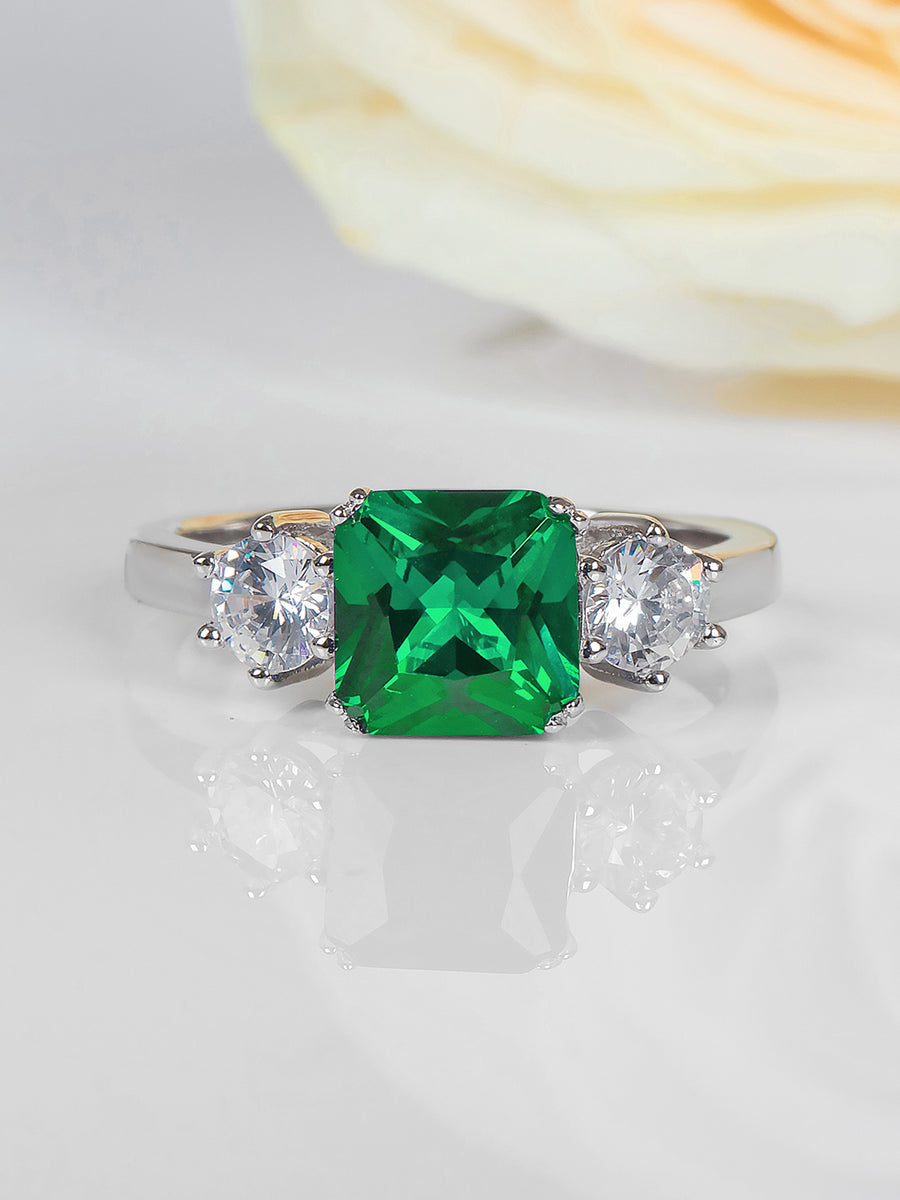 Meghan Markle Design Ring In Emerald-1