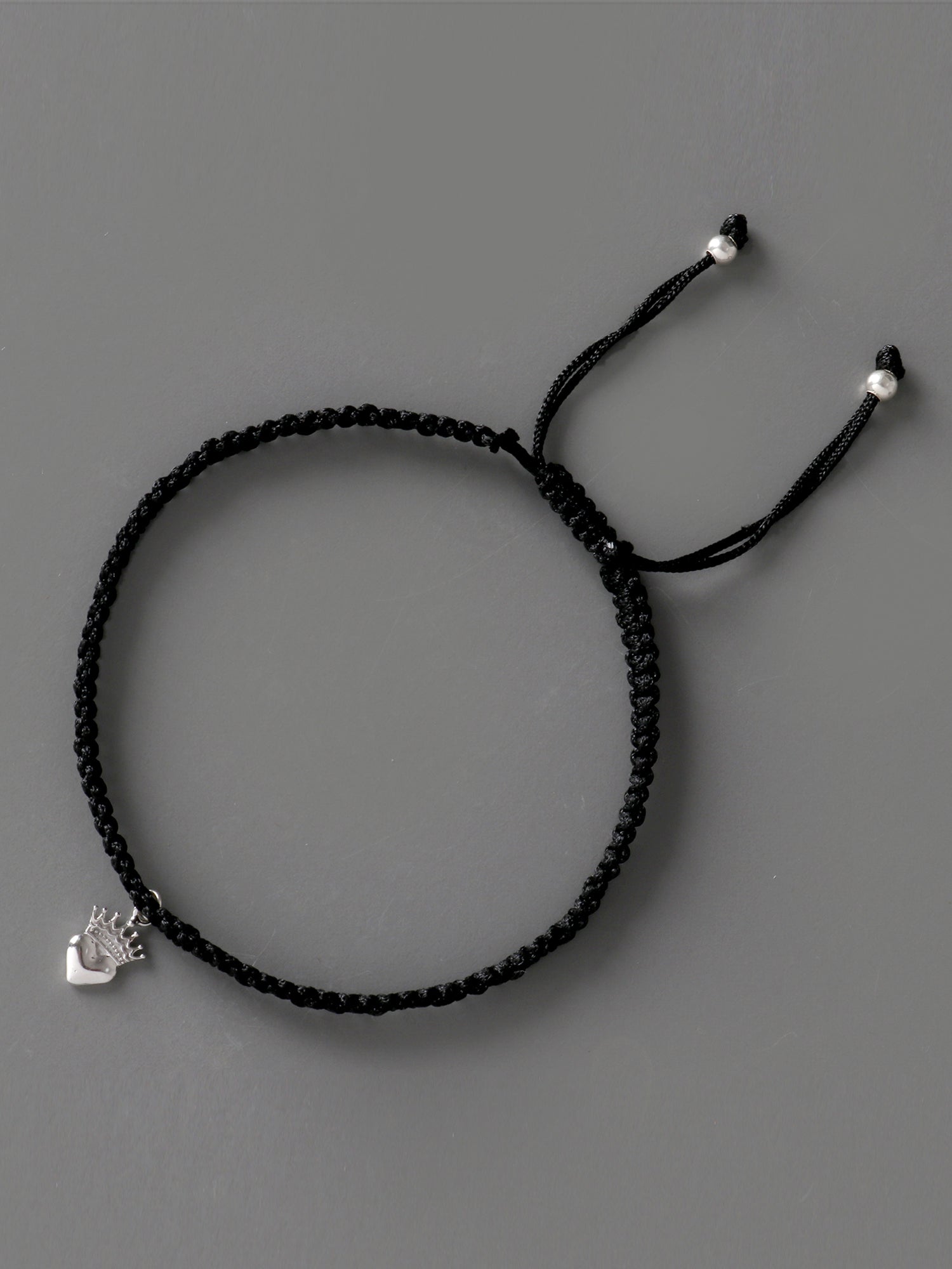 SILVER QUEEN HEART CHARM THREAD ANKLET FOR GIRLS-1