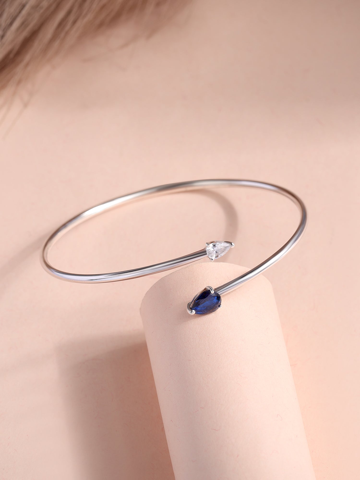 Toi Et Moi Pear Blue Sapphire Bangle