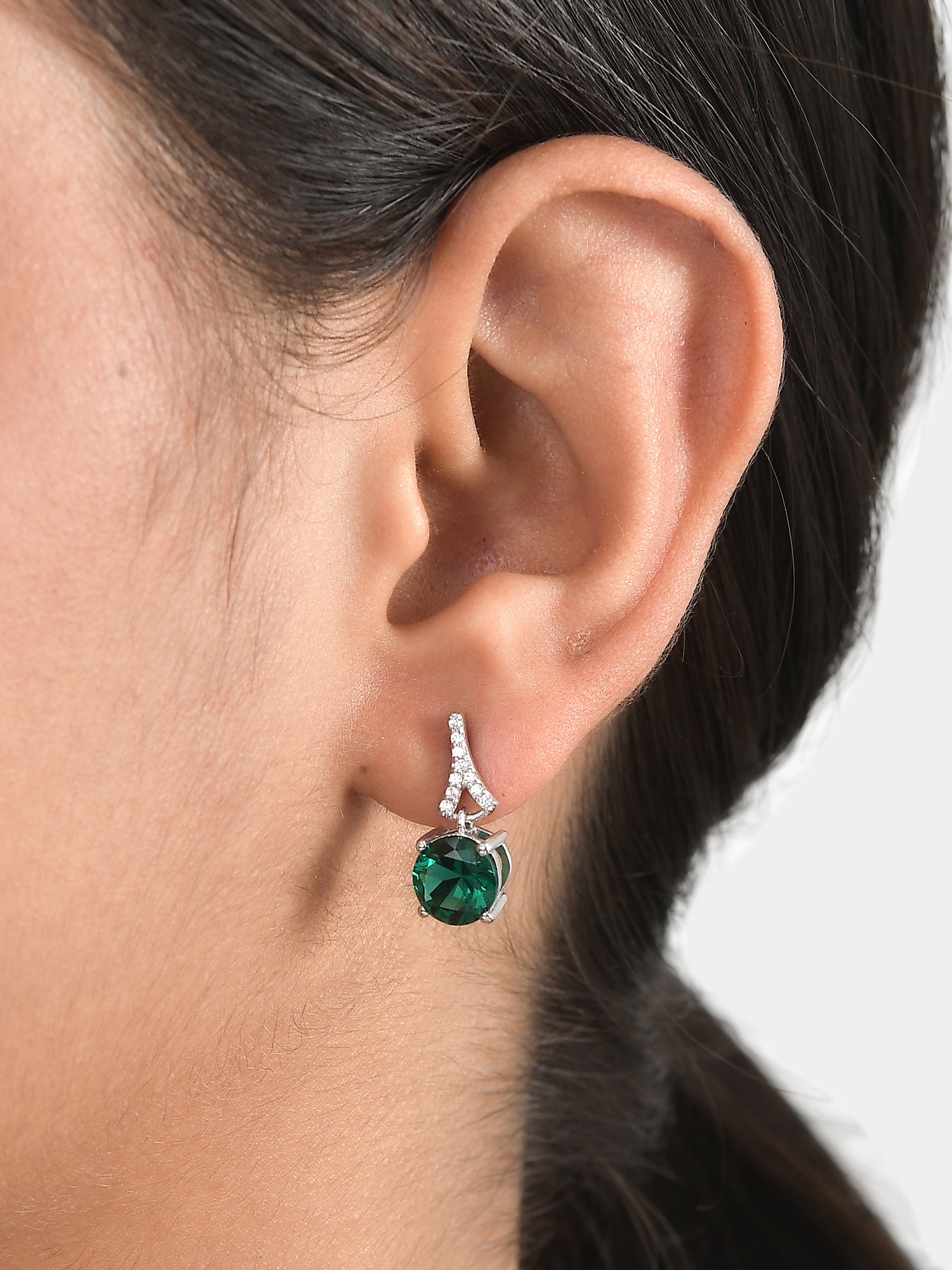 2 Carat Emerald stud Earrings For Women-2