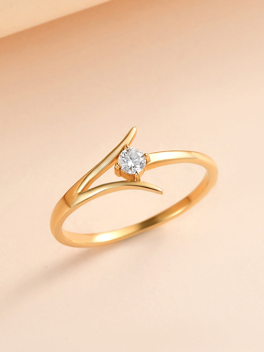 Sparkling Diamond Ring in Gold