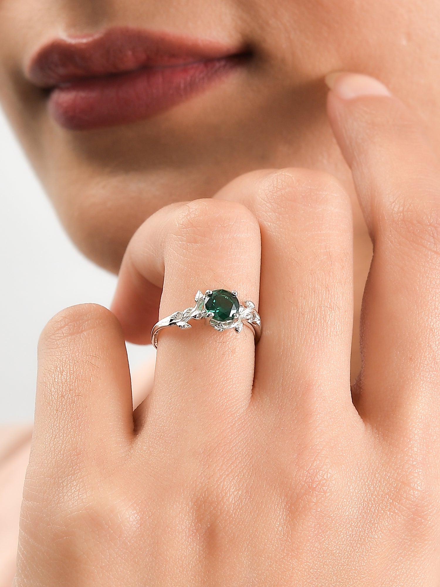 Vintage Emerald Ring In 925 Silver