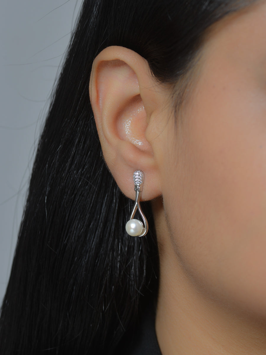 Silver Dangle Pearl Earrings