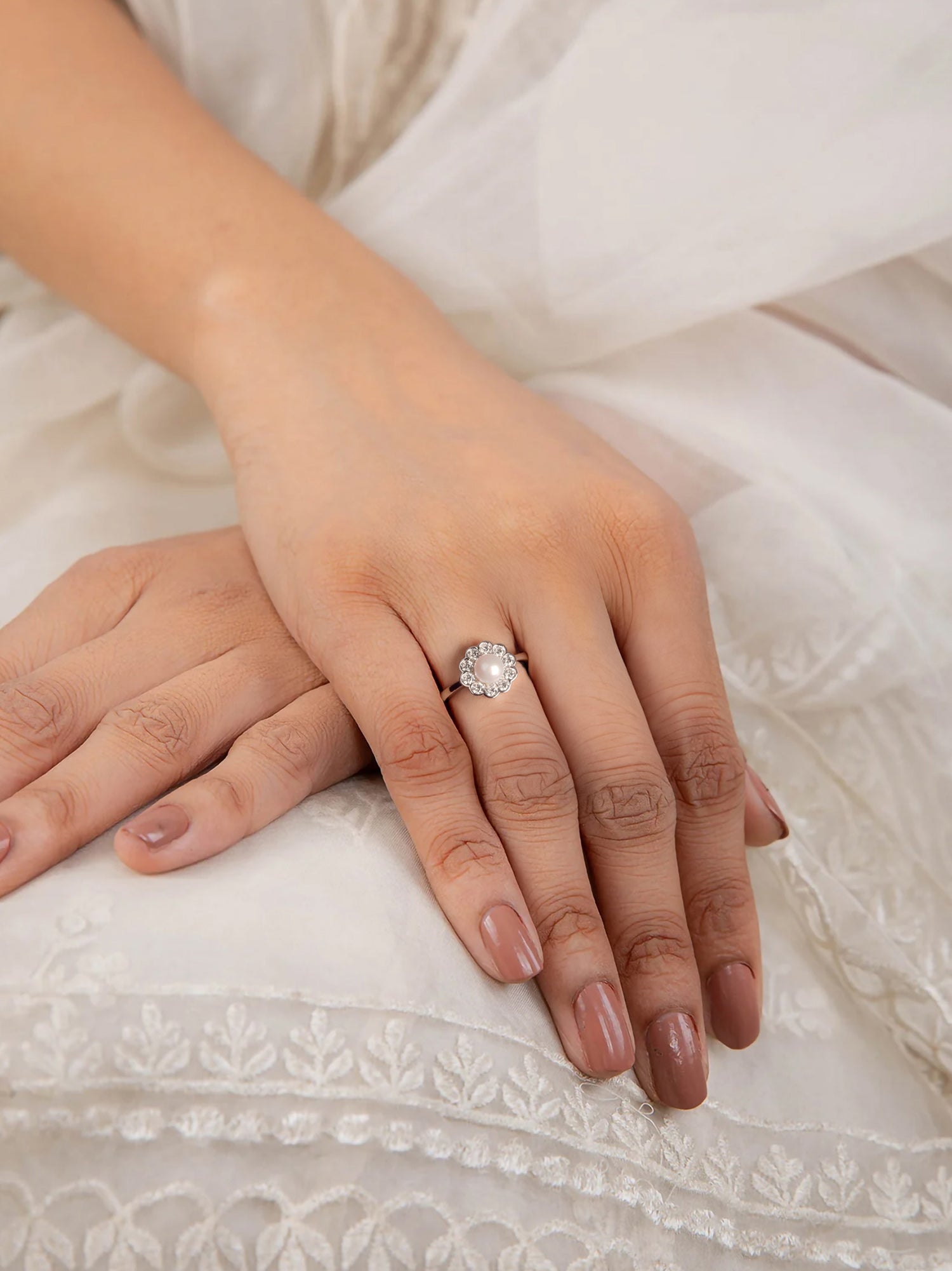 SILVER PEARL FLOWER RING