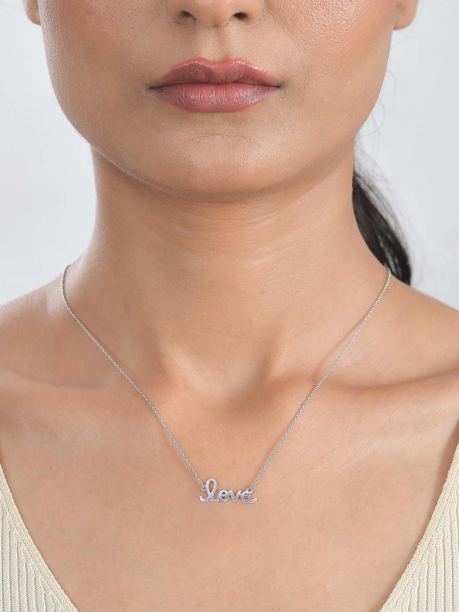 Love Pendant With Chain-3