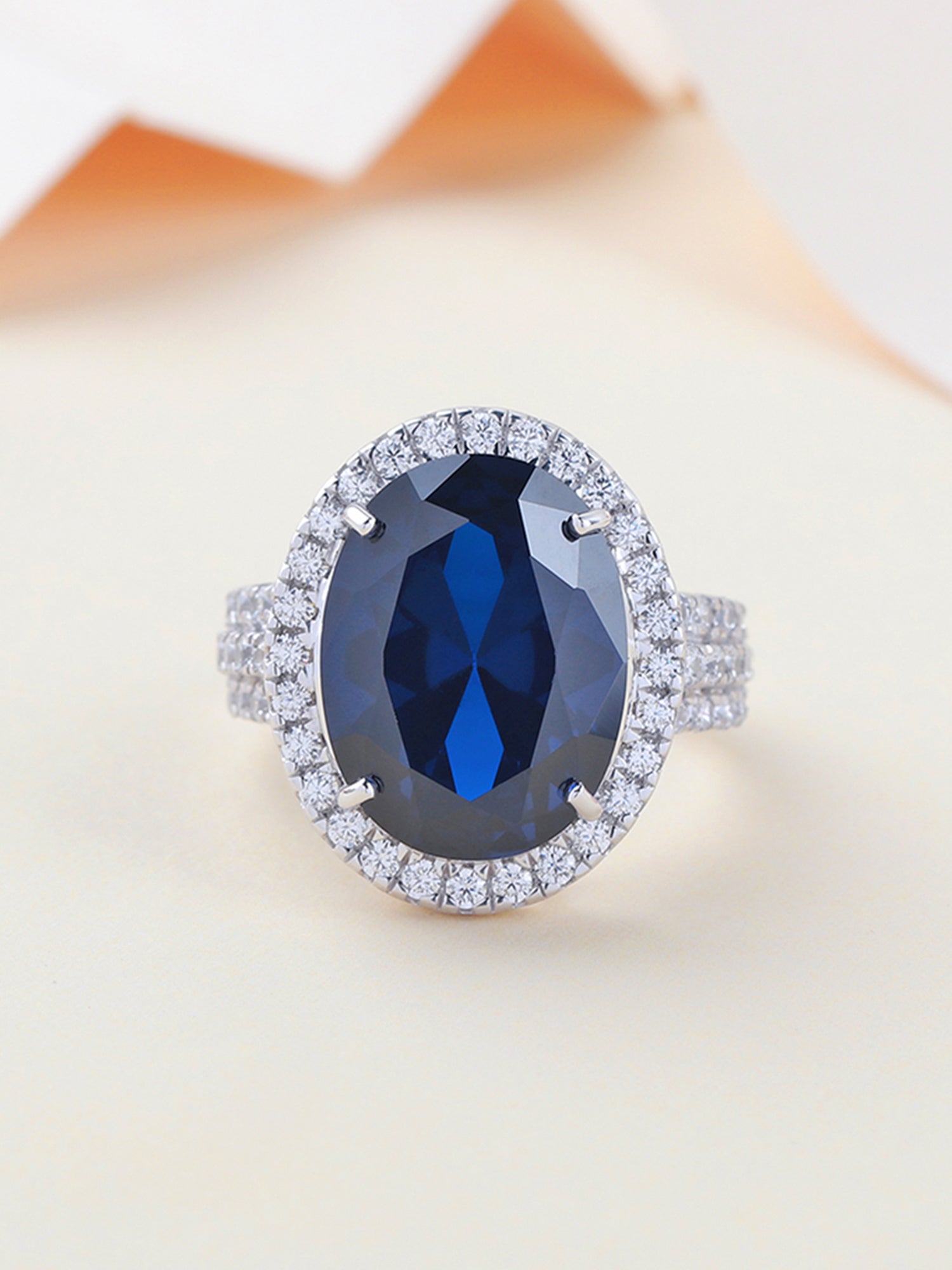 Glamm Blue Sapphire Oval Ring In 925 Silver
