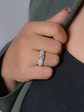 SPARKLY 0.75 CARAT SOLITAIRE BAND RING