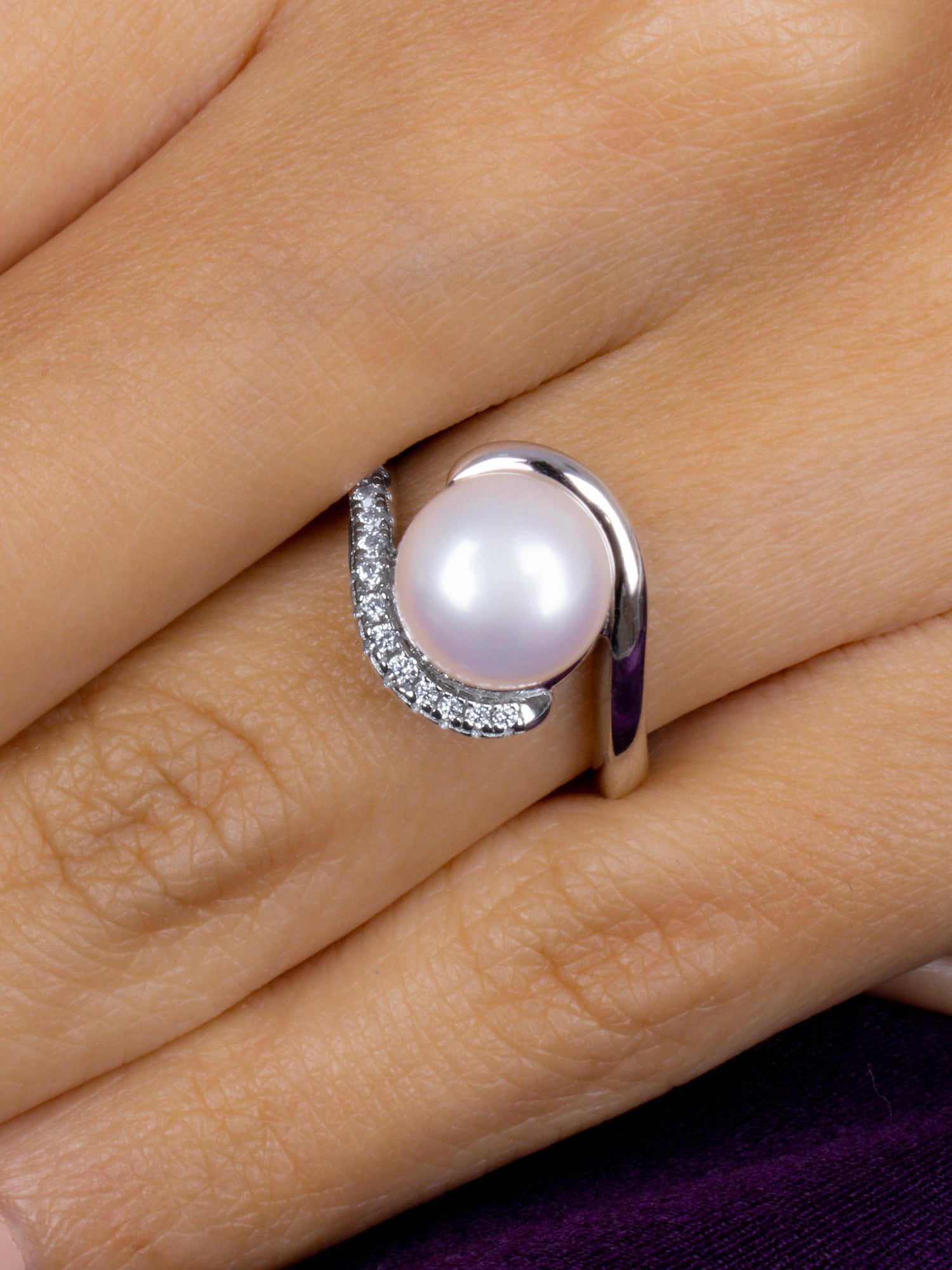 9MM PEARL BYPASS STYLE SILVER RING-3