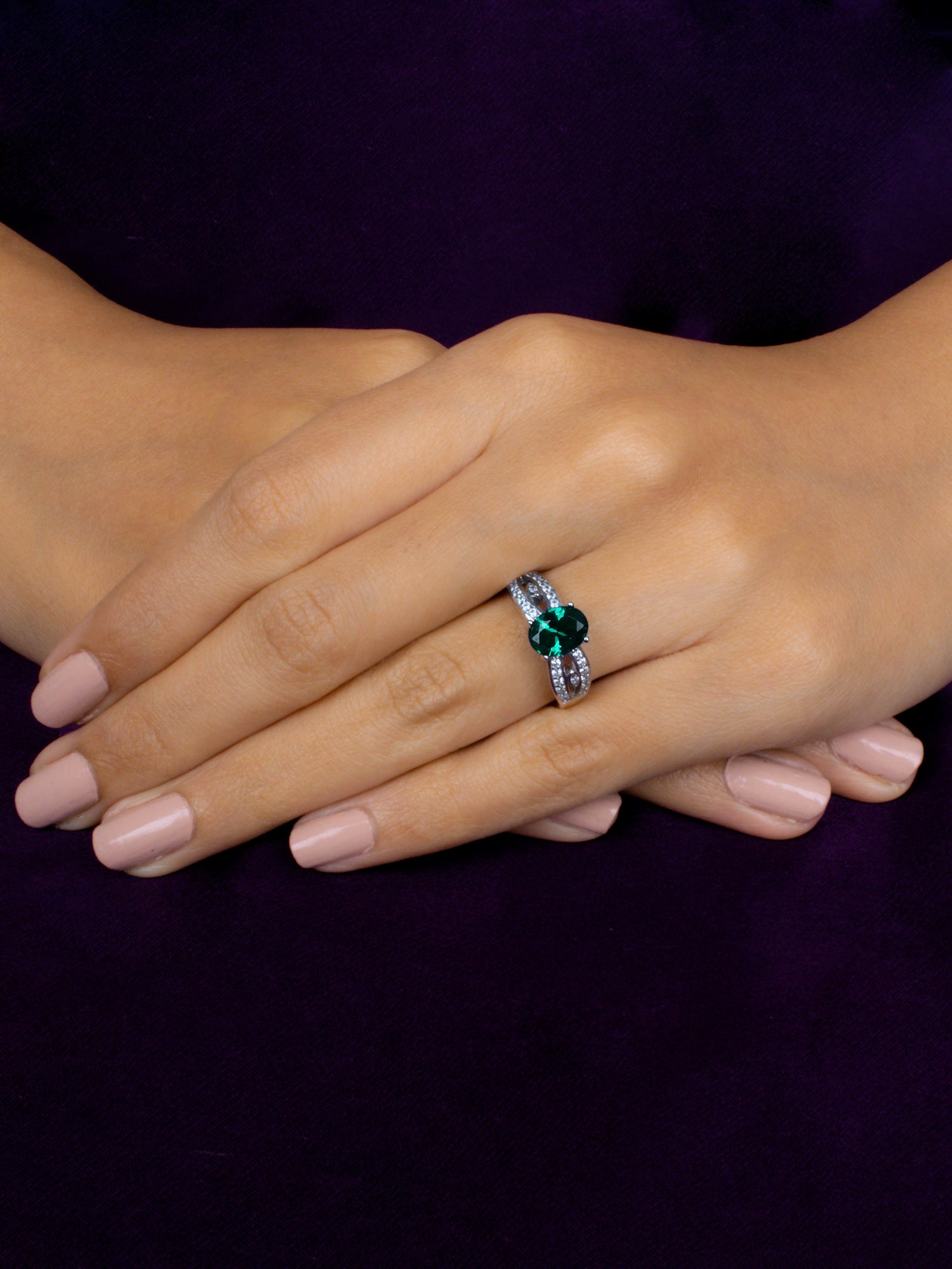 ORNATE EMERALD PROMISE RING IN SILVER