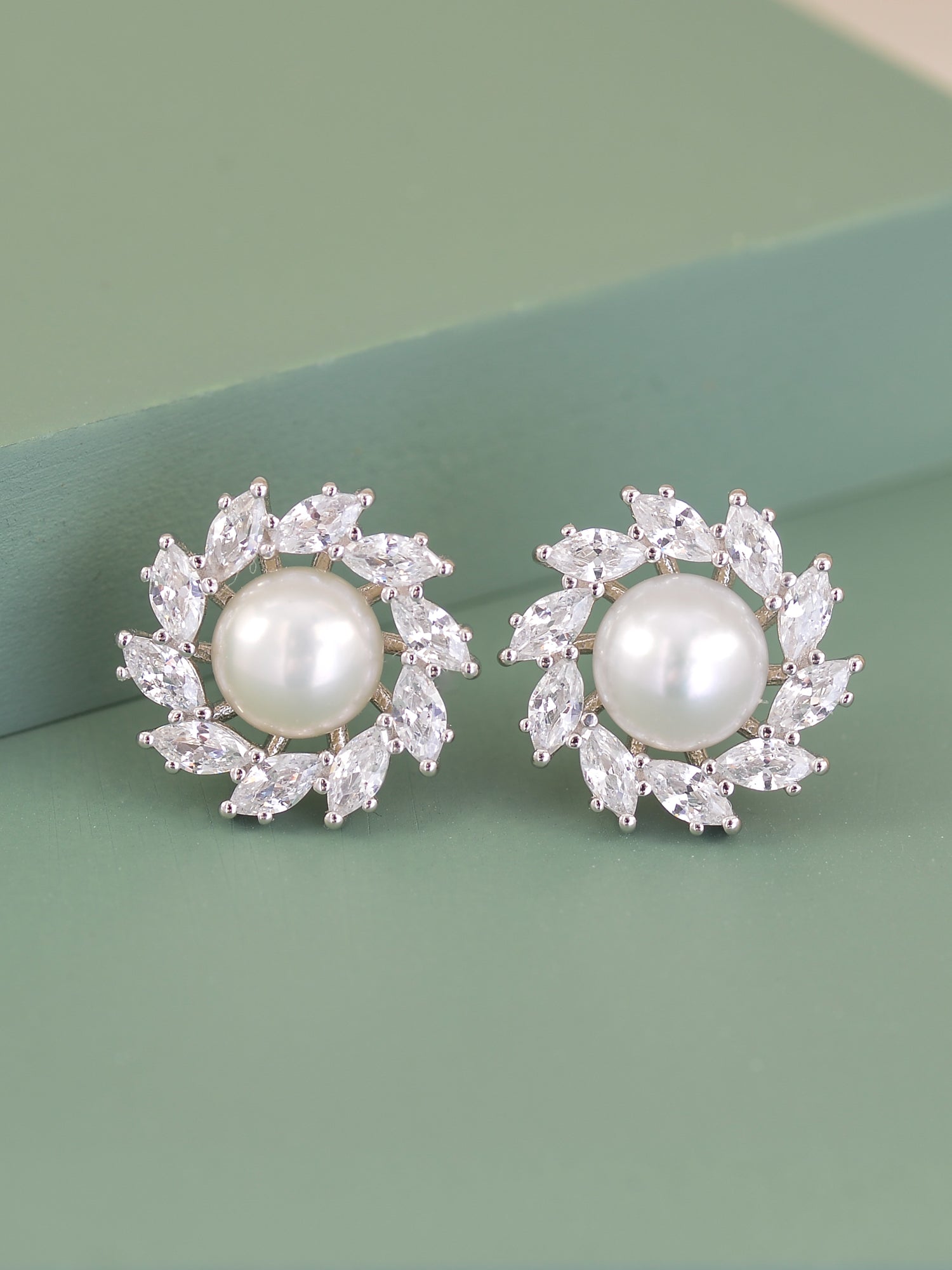 NATURAL FRESHWATER PEARL AND DIAMOND HALO EARRINGS IN 925 SILVER