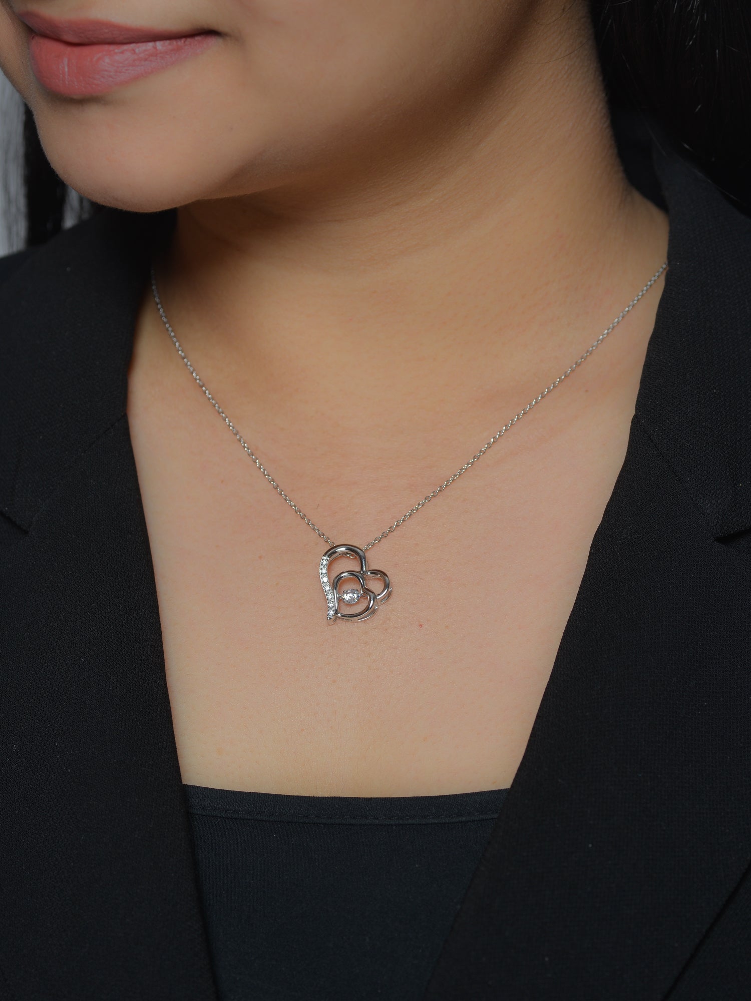 DANCING HEART PENDANT WITH CHAIN-3