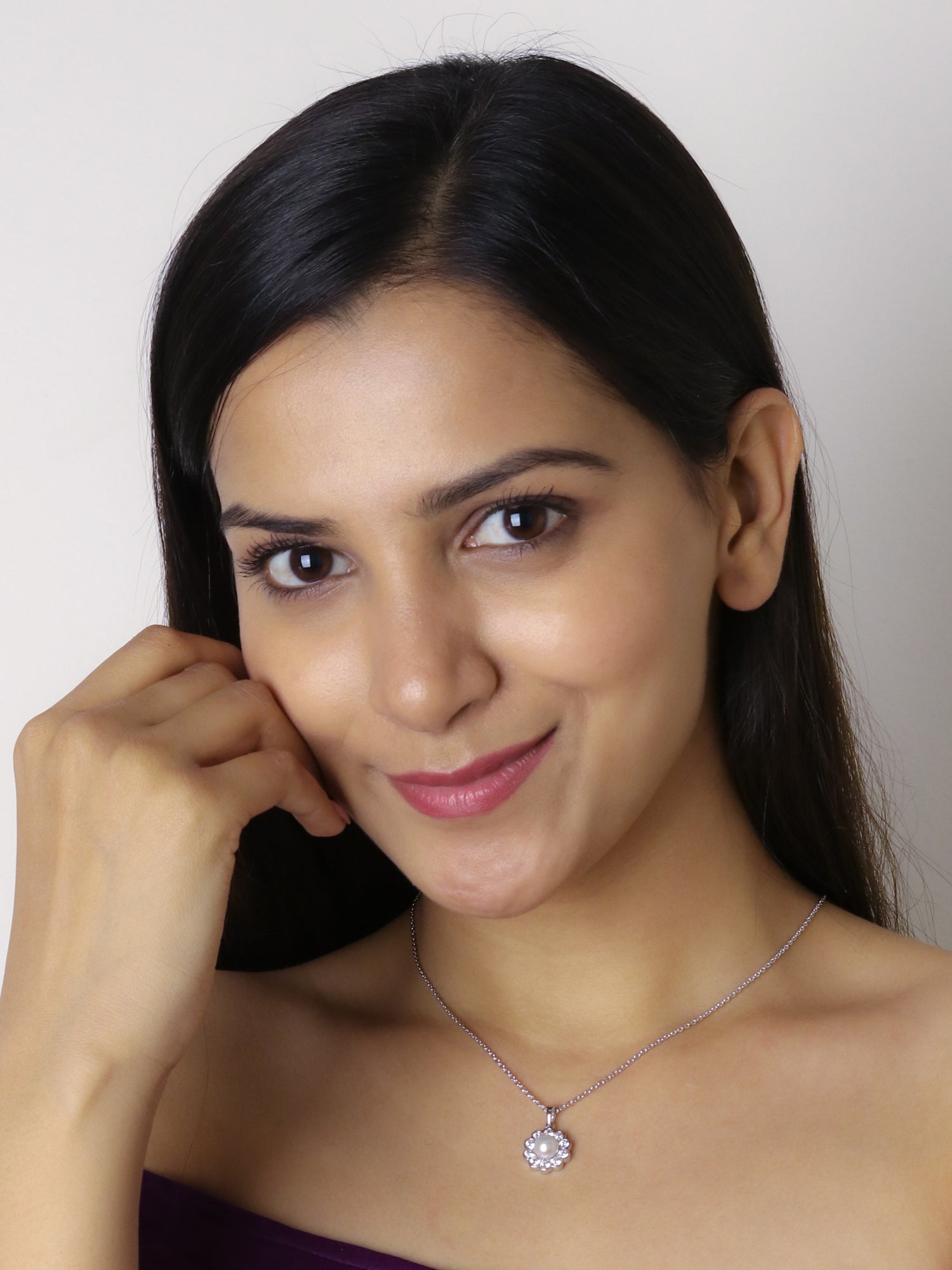 FLOWER PURE PEARL NECKLACE WITH CHAIN